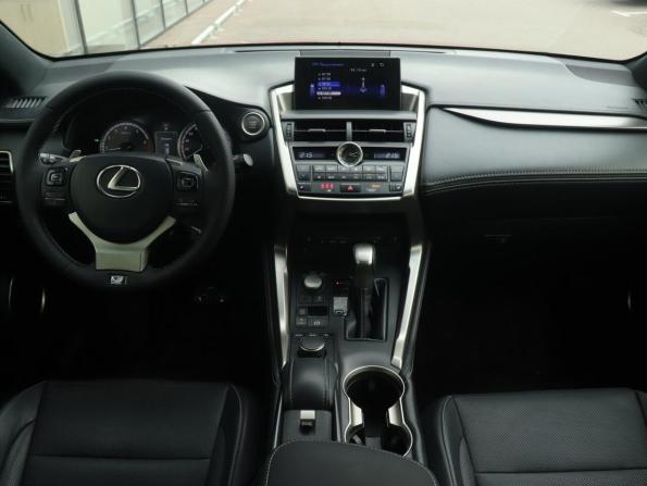 Lexus NX I Рестайлинг с пробегом 2017 года, цена 2 986 500 рублей, 150000 км, внедорожник, Автокод Объявления