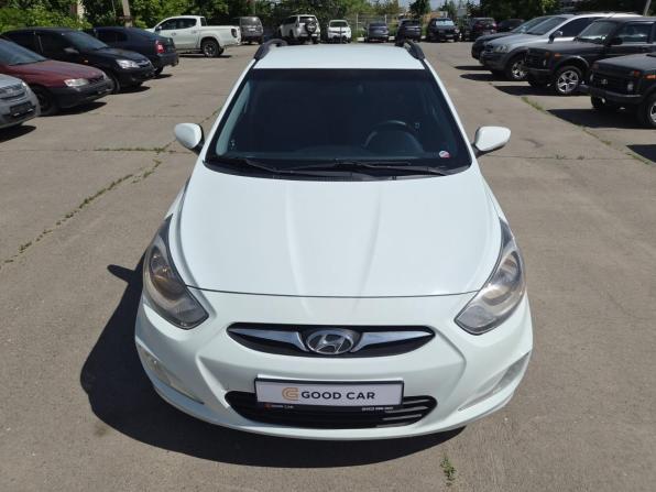 Hyundai Solaris I с пробегом 2012 года, цена 760 000 рублей, 153130 км, хэтчбек, Автокод Объявления