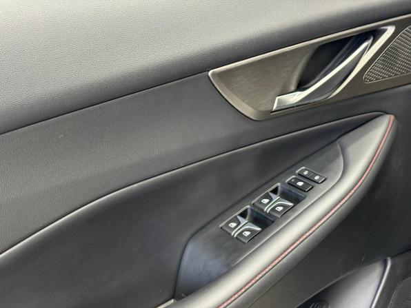 Changan CS35 Plus I Рестайлинг с пробегом 2024 года, цена 1 799 000 рублей, 12000 км, внедорожник, Автокод Объявления