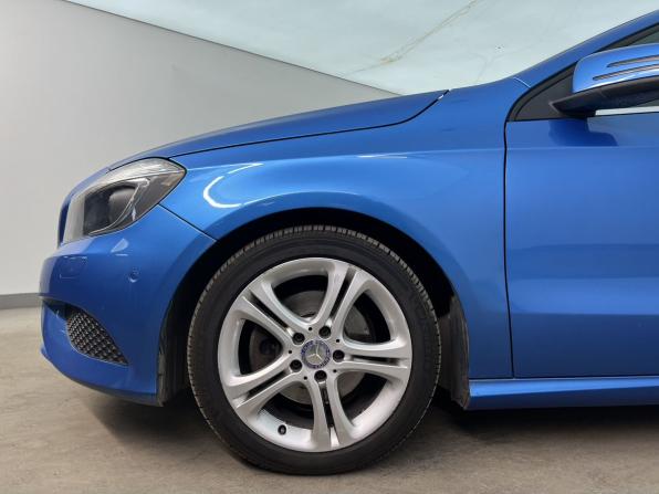 Mercedes-Benz A-Класс III (W176) с пробегом 2015 года, цена 1 450 000 рублей, 112400 км, хэтчбек, Автокод Объявления