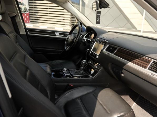 Volkswagen Touareg II Рестайлинг с пробегом 2014 года, цена 2 400 000 рублей, 168012 км, внедорожник, Автокод Объявления