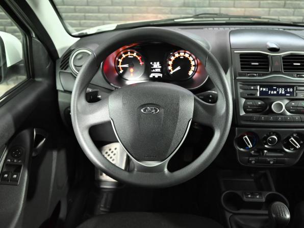 Lada (ВАЗ) Granta I Рестайлинг с пробегом 2024 года, цена 995 000 рублей, 8636 км, лифтбек, Автокод Объявления