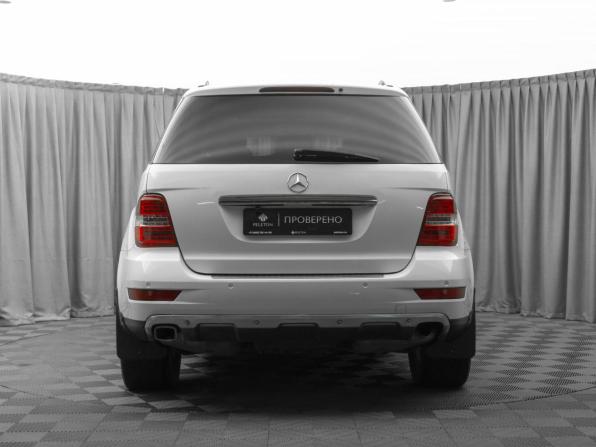 Mercedes-Benz M-Класс II (W164) Рестайлинг с пробегом 2009 года, цена 1 330 000 рублей, 246817 км, внедорожник, Автокод Объявления