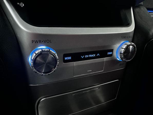 Toyota Land Cruiser 200 Series Рестайлинг 1 с пробегом 2014 года, цена 5 750 000 рублей, 181055 км, внедорожник, Автокод Объявления