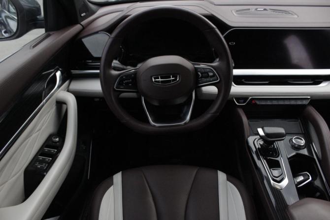 Geely Monjaro I с пробегом 2023 года, цена 2 990 000 рублей, 88991 км, внедорожник, Автокод Объявления