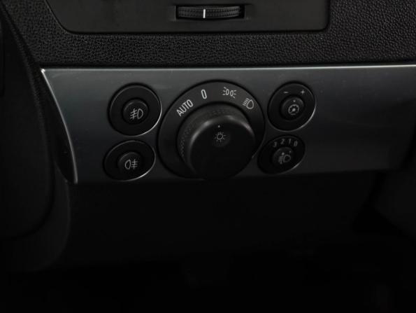 Opel Astra H Рестайлинг с пробегом 2011 года, цена 819 000 рублей, 107596 км, седан, Автокод Объявления