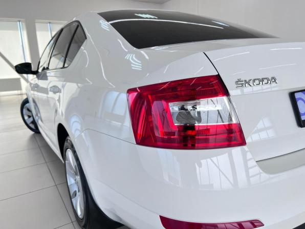 Skoda Octavia III (A7) с пробегом 2014 года, цена 1 299 000 рублей, 207908 км, лифтбек, Автокод Объявления