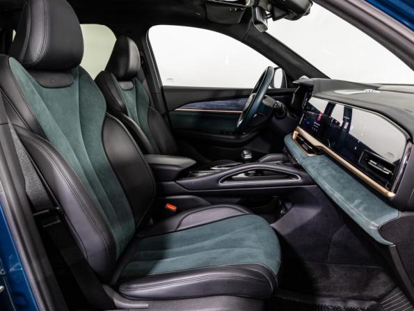 Geely Monjaro I с пробегом 2023 года, цена 3 299 000 рублей, 42136 км, внедорожник, Автокод Объявления