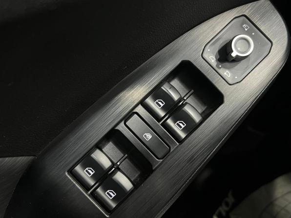 Haval Jolion I Рестайлинг с пробегом 2025 года, цена 2 500 000 рублей, 20075 км, внедорожник, Автокод Объявления