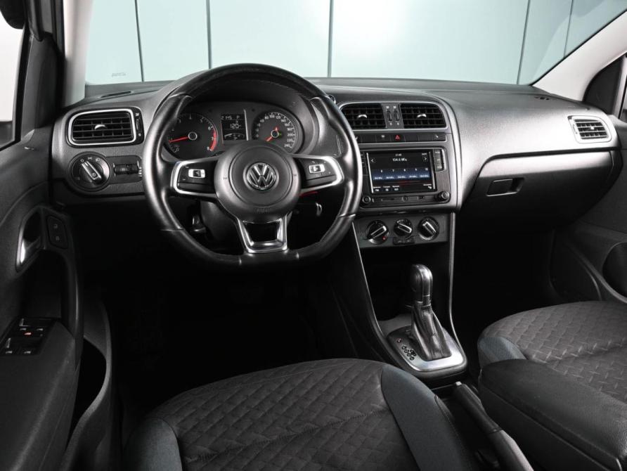 Volkswagen Polo V Рестайлинг Ростов-на-Дону  - изображение 6