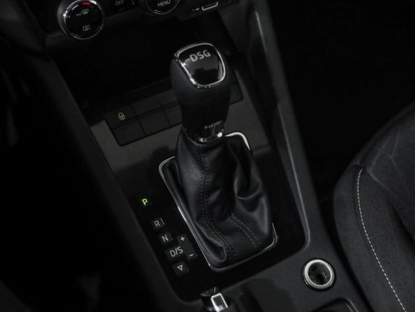 Skoda Octavia III (A7) Рестайлинг с пробегом 2019 года, цена 1 879 000 рублей, 117797 км, лифтбек, Автокод Объявления