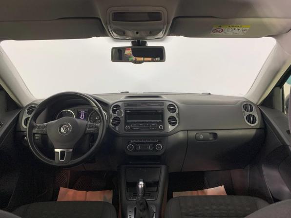 Volkswagen Tiguan I Рестайлинг с пробегом 2015 года, цена 1 355 000 рублей, 158288 км, внедорожник, Автокод Объявления