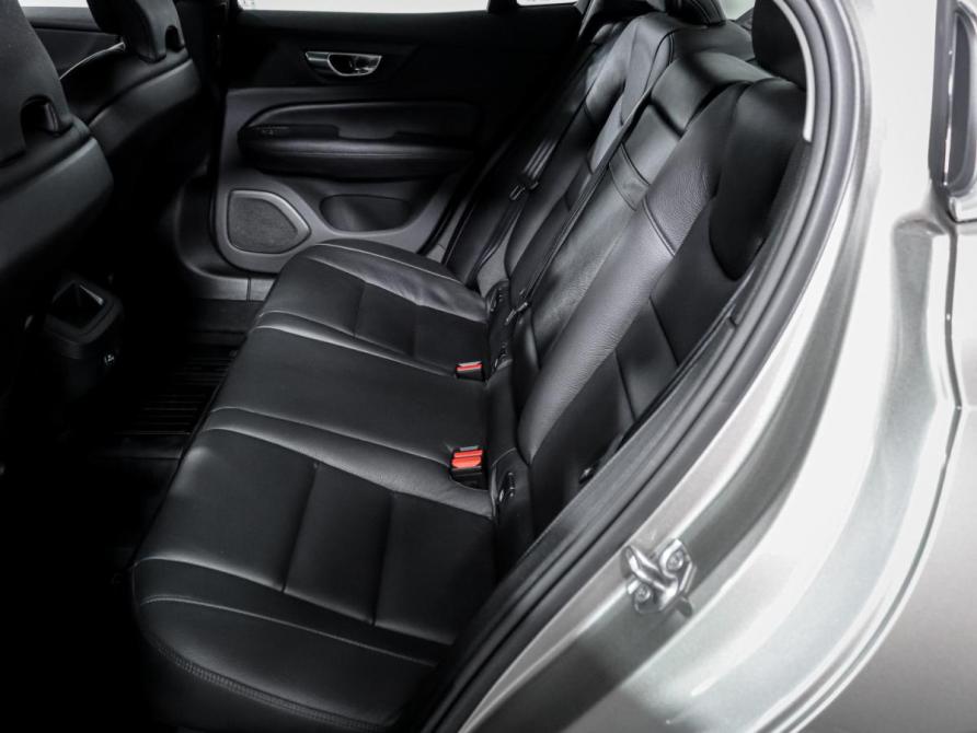 Volvo S60 III Москва  - изображение 10