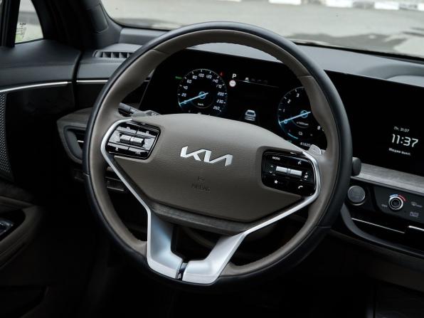 Kia K8 I с пробегом 2022 года, цена 3 642 000 рублей, 41611 км, седан, Автокод Объявления