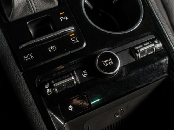 Kia K5 III с пробегом 2020 года, цена 2 799 000 рублей, 66850 км, седан, Автокод Объявления