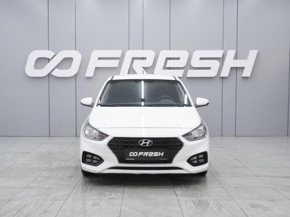 Hyundai Solaris II с пробегом 2017 года, цена 1 470 000 рублей, 114588 км, седан, Автокод Объявления