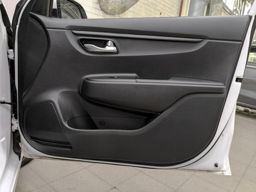 Kia Rio IV Рестайлинг Москва  - изображение 24