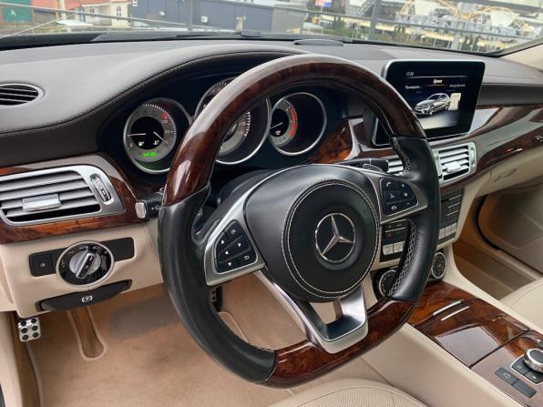 Mercedes-Benz CLS II (C218) Рестайлинг с пробегом 2017 года, цена 3 749 000 рублей, 75110 км, седан, Автокод Объявления