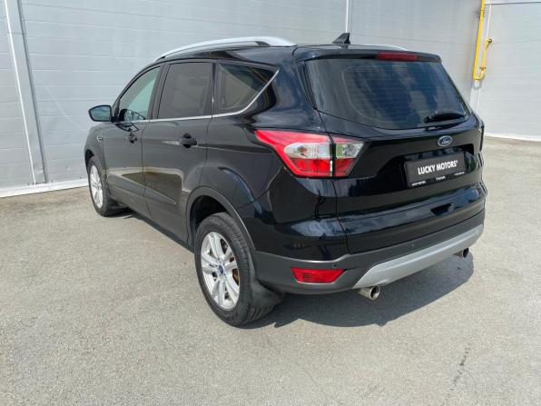 Ford Kuga II Рестайлинг с пробегом 2018 года, цена 1 657 000 рублей, 161215 км, внедорожник, Автокод Объявления