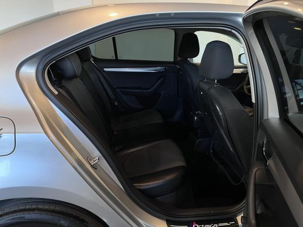 Skoda Octavia III (A7) с пробегом 2014 года, цена 1 085 000 рублей, 201292 км, лифтбек, Автокод Объявления