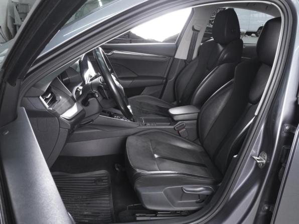 Skoda Octavia IV (A8) с пробегом 2021 года, цена 2 050 000 рублей, 155190 км, лифтбек, Автокод Объявления