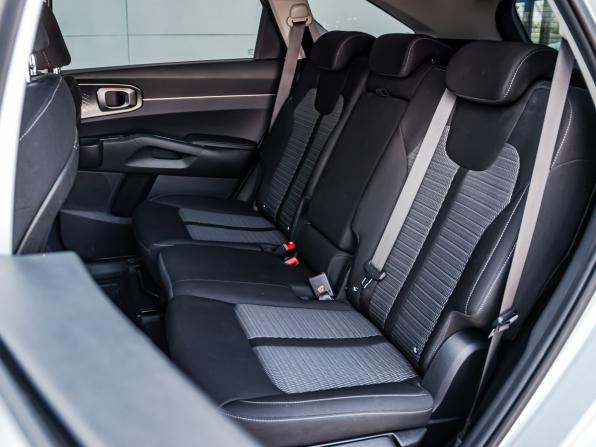 Kia Sorento IV с пробегом 2021 года, цена 3 300 000 рублей, 92040 км, внедорожник, Автокод Объявления