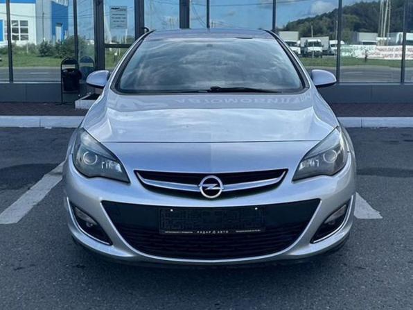 Opel Astra J Рестайлинг с пробегом 2012 года, цена 625 000 рублей, 150400 км, хэтчбек, Автокод Объявления