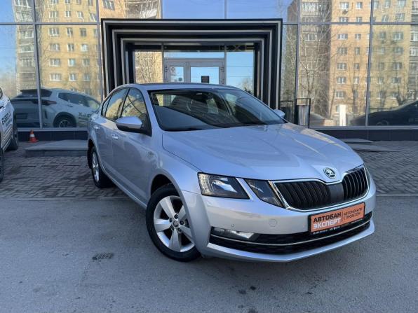 Skoda Octavia III (A7) Рестайлинг с пробегом 2019 года, цена 1 766 000 рублей, 130354 км, лифтбек, Автокод Объявления