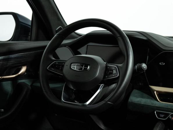 Geely Monjaro I с пробегом 2024 года, цена 3 229 700 рублей, 69654 км, внедорожник, Автокод Объявления