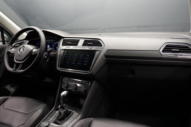 Volkswagen Tiguan II с пробегом 2017 года, цена 2 590 000 рублей, 183840 км, внедорожник, Автокод Объявления