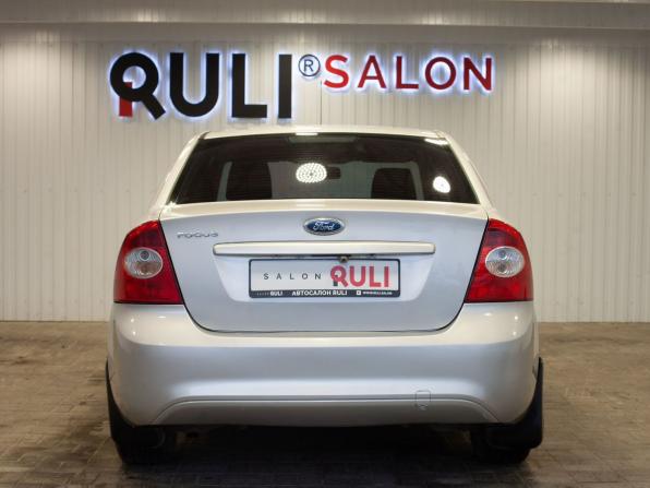 Ford Focus II Рестайлинг с пробегом 2010 года, цена 640 000 рублей, 165375 км, седан, Автокод Объявления