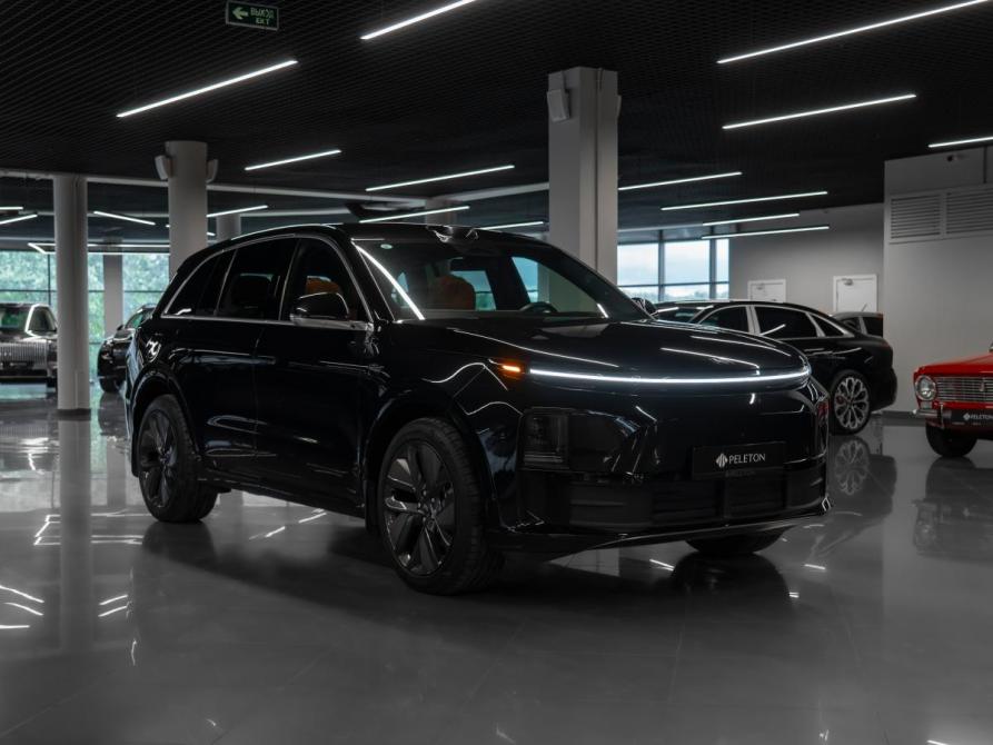 Li Auto (Lixiang) L6 Москва  - изображение 2