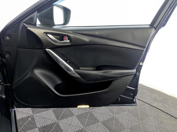 Mazda 6 III (GJ) Рестайлинг с пробегом 2018 года, цена 2 050 000 рублей, 69700 км, седан, Автокод Объявления