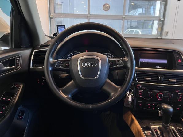Audi Q5 I (8R) с пробегом 2011 года, цена 1 070 000 рублей, 292971 км, внедорожник, Автокод Объявления