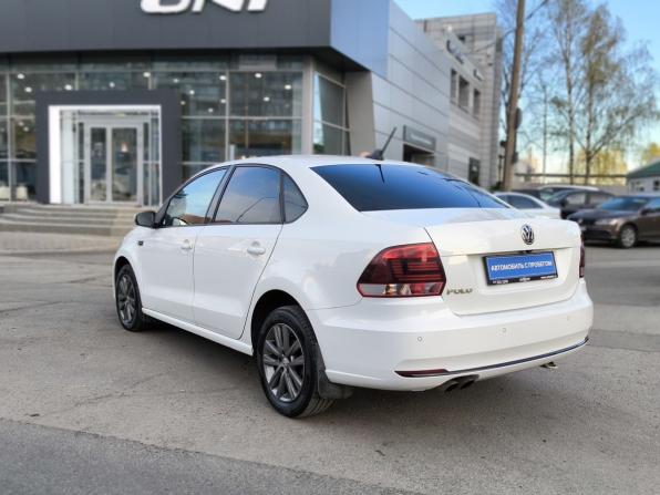 Volkswagen Polo V Рестайлинг с пробегом 2019 года, цена 1 300 000 рублей, 131319 км, седан, Автокод Объявления