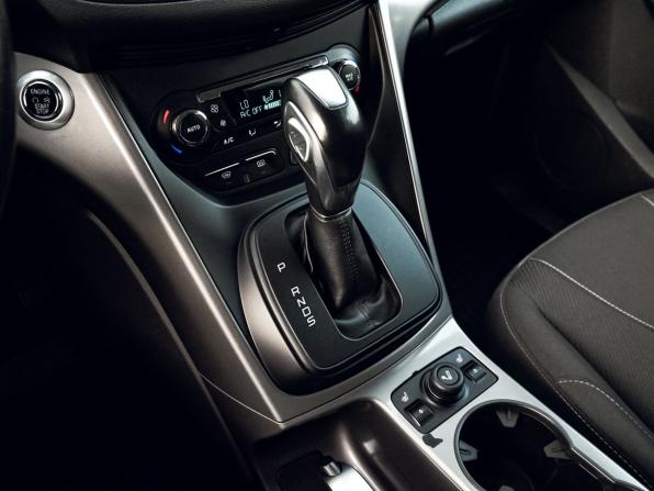 Ford Kuga II с пробегом 2015 года, цена 1 425 000 рублей, 117356 км, внедорожник, Автокод Объявления