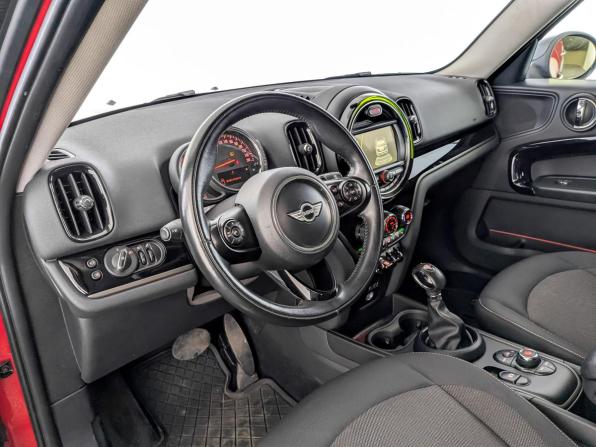 Mini Clubman II с пробегом 2017 года, цена 1 725 000 рублей, 109365 км, универсал, Автокод Объявления