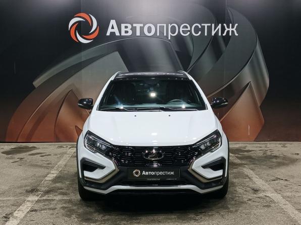 Lada (ВАЗ) Vesta I Рестайлинг (NG) с пробегом 2024 года, цена 1 550 000 рублей, 28093 км, универсал, Автокод Объявления