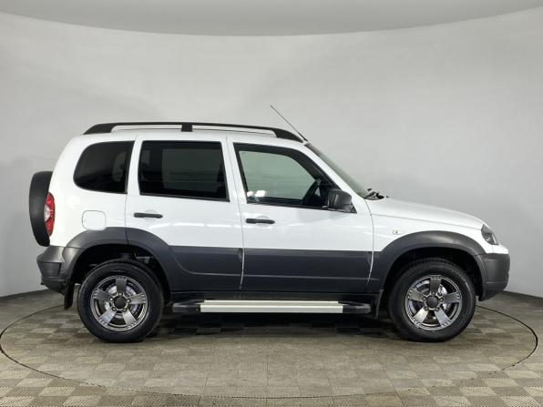 Chevrolet Niva I Рестайлинг с пробегом 2019 года, цена 842 000 рублей, 79552 км, внедорожник, Автокод Объявления