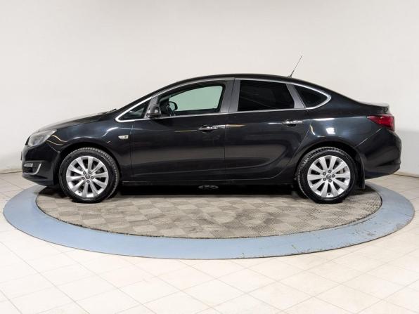 Opel Astra J Рестайлинг с пробегом 2013 года, цена 799 900 рублей, 230000 км, седан, Автокод Объявления