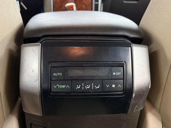 Toyota Land Cruiser Prado 150 Series с пробегом 2011 года, цена 2 800 000 рублей, 129110 км, внедорожник, Автокод Объявления