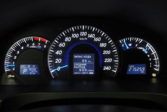 Toyota Camry VII (XV50) с пробегом 2014 года, цена 1 589 000 рублей, 215259 км, седан, Автокод Объявления