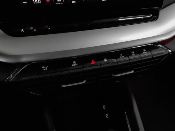 Skoda Octavia IV (A8) с пробегом 2021 года, цена 2 151 000 рублей, 83630 км, лифтбек, Автокод Объявления