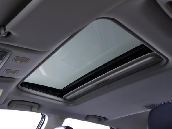Mitsubishi Outlander III Рестайлинг 3 с пробегом 2022 года, цена 3 190 000 рублей, 34189 км, внедорожник, Автокод Объявления