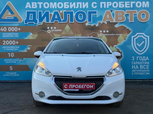 Peugeot 208 I с пробегом 2014 года, цена 550 000 рублей, 150000 км, хэтчбек, Автокод Объявления