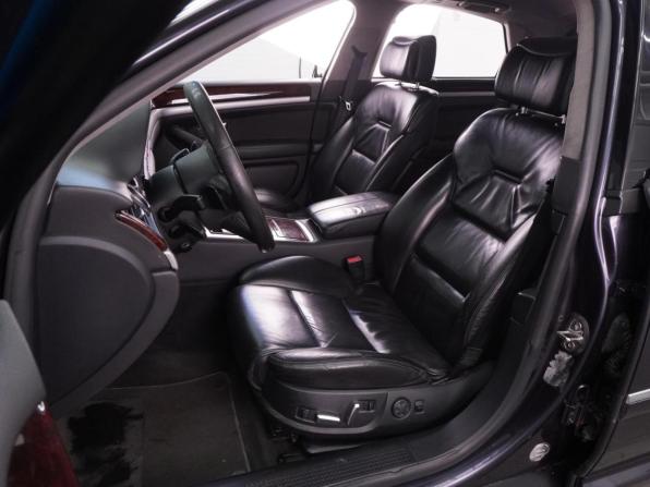 Audi A8 II (D3) Рестайлинг с пробегом 2007 года, цена 1 272 000 рублей, 307941 км, седан, Автокод Объявления