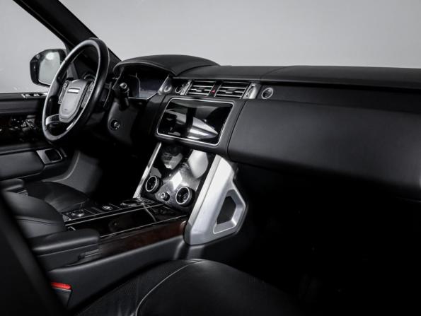 Land Rover Range Rover IV Рестайлинг с пробегом 2018 года, цена 6 300 000 рублей, 89872 км, внедорожник, Автокод Объявления