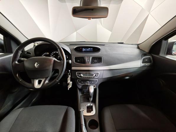 Renault Megane III Рестайлинг с пробегом 2012 года, цена 797 000 рублей, 139170 км, хэтчбек, Автокод Объявления