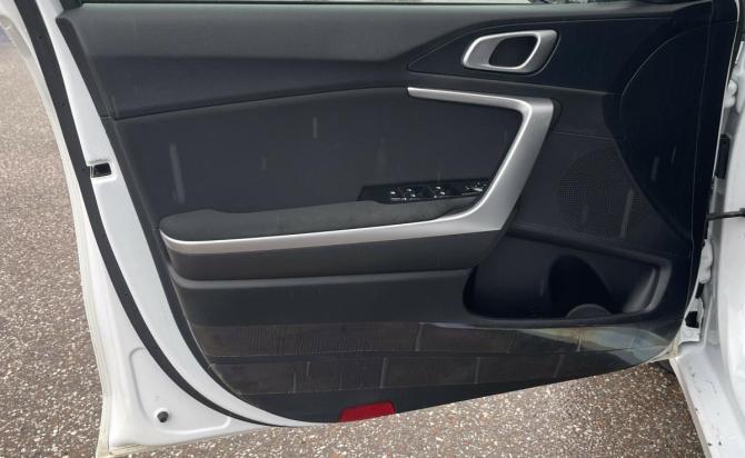 Kia Ceed III с пробегом 2020 года, цена 1 810 000 рублей, 112148 км, хэтчбек, Автокод Объявления
