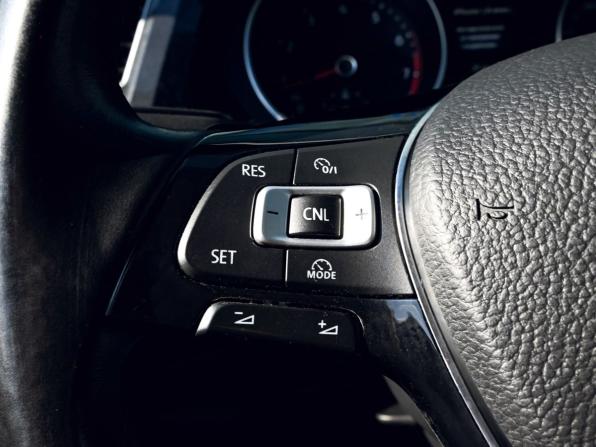 Volkswagen Tiguan II с пробегом 2017 года, цена 2 489 000 рублей, 148139 км, внедорожник, Автокод Объявления